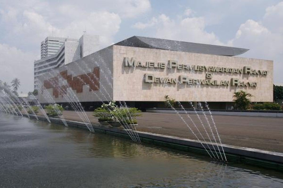 Puan Maharani: Tidak Ada Kenaikan Gaji, Hanya Penyesuaian Fasilitas Rumah