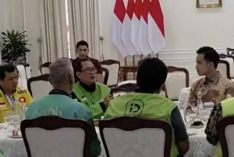 Dialog Wapres Gibran dengan Pengemudi Ojol