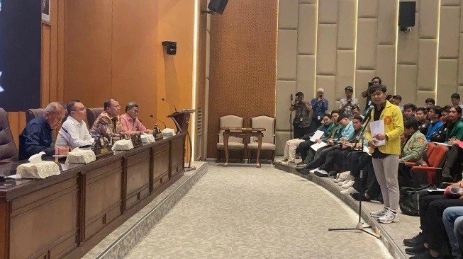 Wakil Ketua DPR Sufmi Dasco Ahmad Minta Maaf Usai Gelombang Protes 