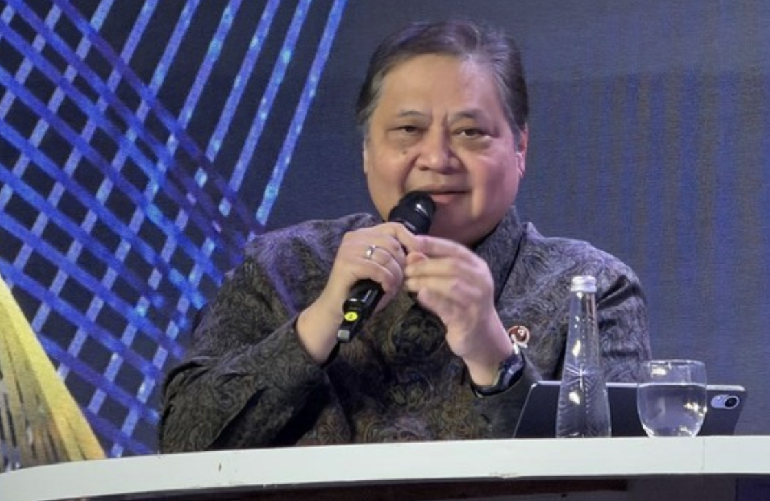 Airlangga: Investasi Baru Jadi Motor Peningkatan Penyerapan Tenaga Kerja Indonesia
