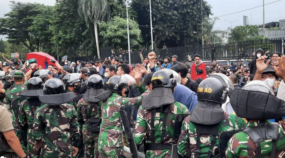 TNI dan Polri Amankan Aksi Mahasiswa di Jakarta, Kapuspen Berikan Penjelasan Resmi