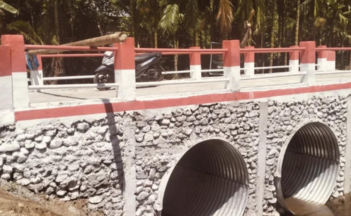 TNI Bangun Jembatan Garuda Merah Putih Di Manokwari, Akses Pendidikan dan Kesehatan Makin Mudah