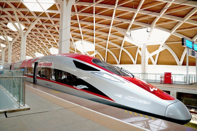 Purbaya Tegaskan: Utang Kereta Cepat Bukan Tanggung Jawab APBN