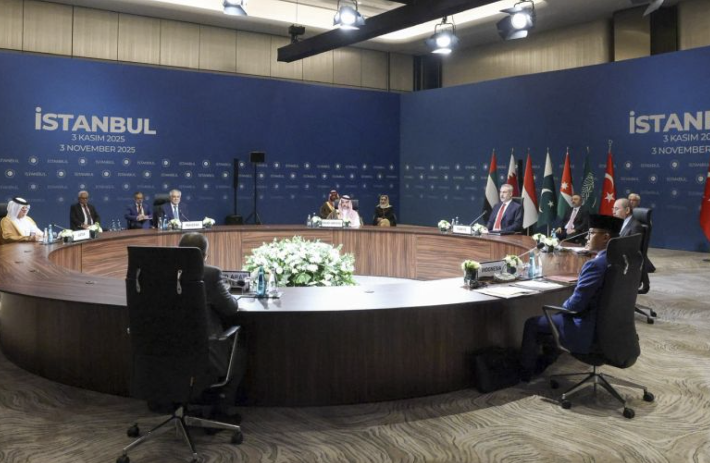 Menlu RI Hadiri Pertemuan di Turki, Dorong Perdamaian Permanen di Gaza