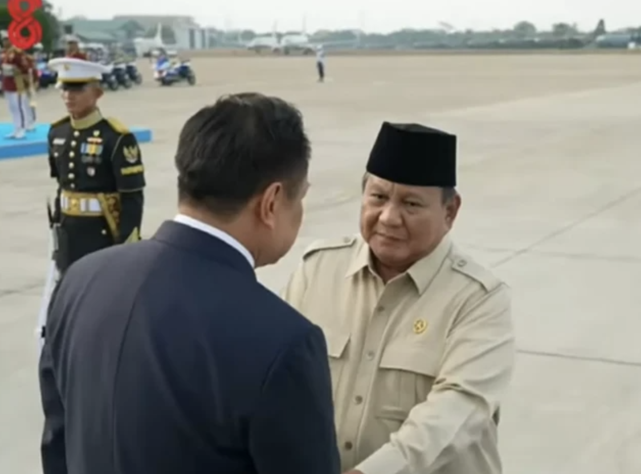 Kunjungan PM Thailand Ditutup Hangat, Prabowo Antar Langsung hingga Tangga Pesawat