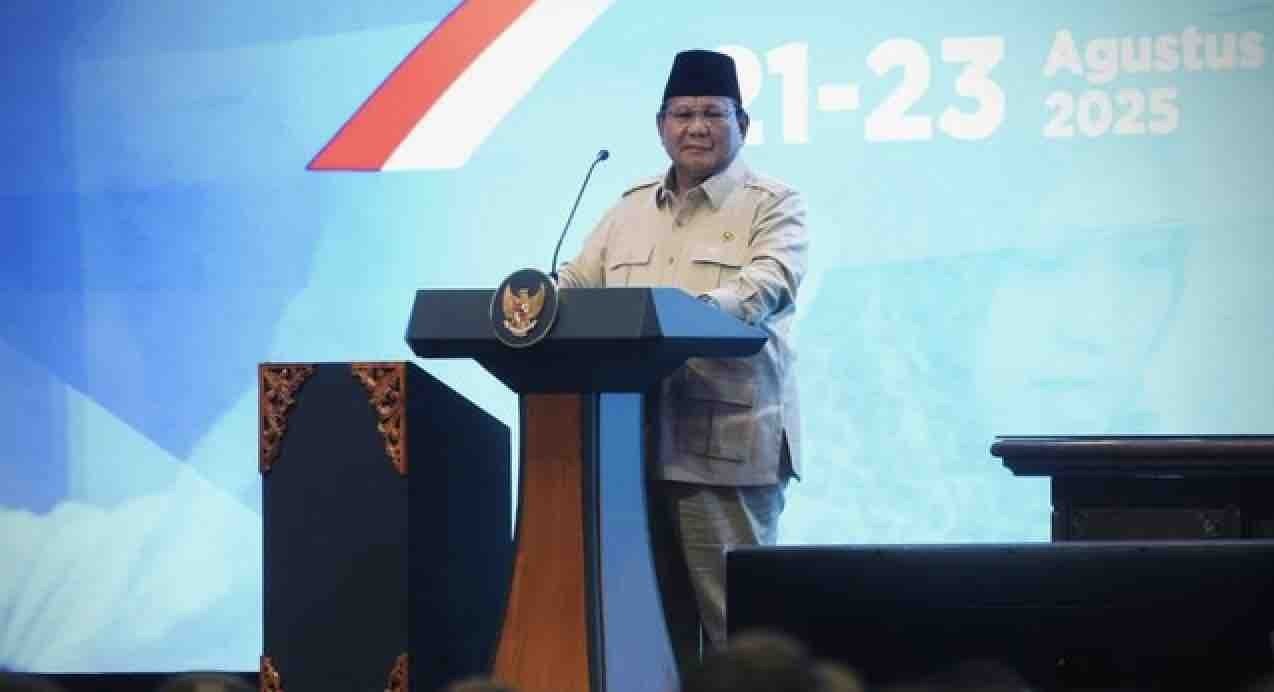 Prabowo Tekankan Peran Guru dalam Bangun Generasi Masa Depan Indonesia