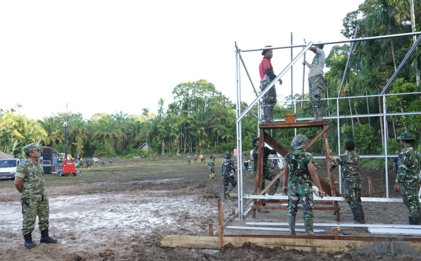 TNI Tetap Siaga di Wilayah Terdampak Bencana Sumbar Pascatanggap Darurat