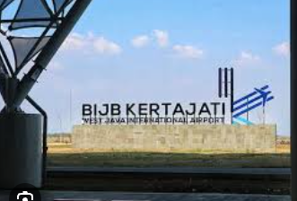 Menhan Sjafrie Bantah Beri Izin AS Melintas di Wilayah Udara RI