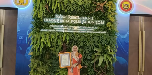 Pengurus MUI Raih Penghargaan Kapolri Atas Konsistensi Cegah Radikalisme Sejak 2005