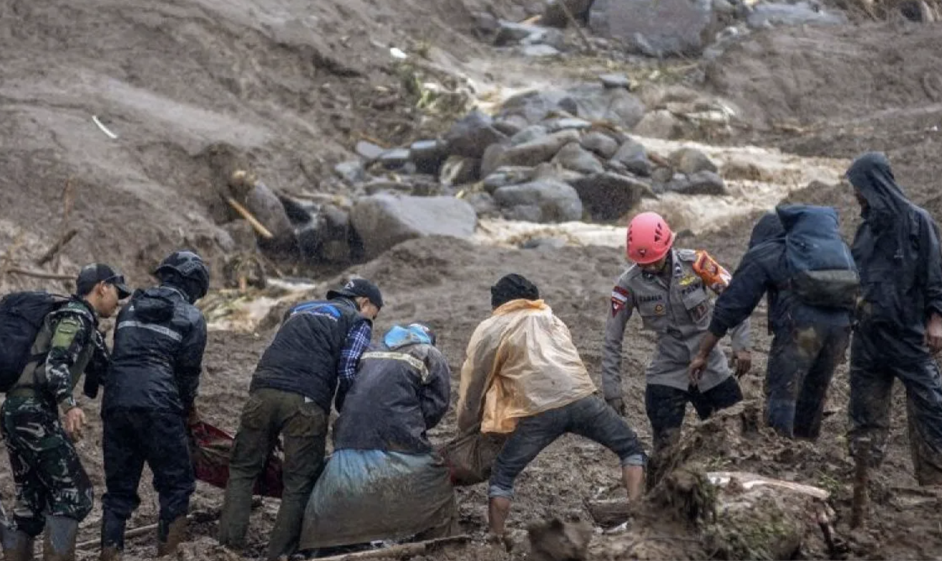 Latihan Marinir di Cisarua Berujung Bencana, 23 Personel Tertimbun Longsor