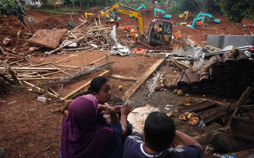 Korban Longsor Cilacap Bertambah Jadi 16 Orang, Pencarian 7 Warga Hilang Terus Dilanjutkan