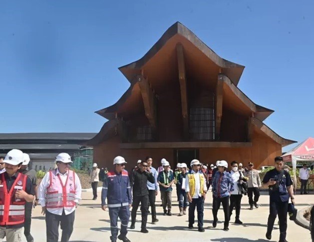 DPR Kunjungi IKN, Tinjau Langsung Progres Pembangunan Bandara dan Infrastruktur
