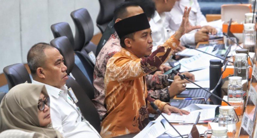 Karhutla 2026, Menhut Apresiasi Gerak TNI-Polri di Lapangan