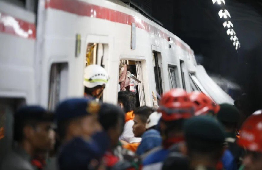 Update Korban Kecelakaan Kereta di Bekasi Timur: 14 Meninggal Dunia, 84 Korban Luka 