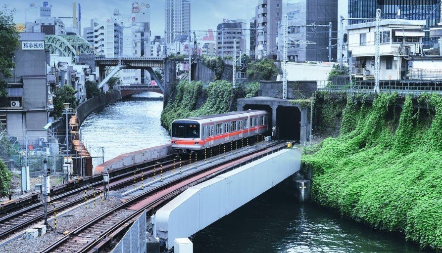 Kunci Masinis Hilang di Toilet, Perjalanan Kereta Delay Hampir 1 Jam