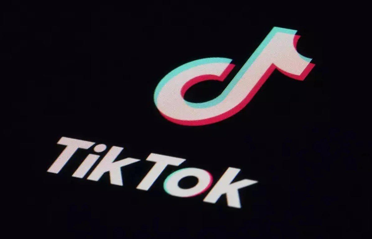 Meutya Hafid Pastikan Penutupan Live TikTok Bukan Larangan Pemerintah